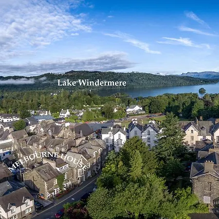 Melbourne Pensión 4*