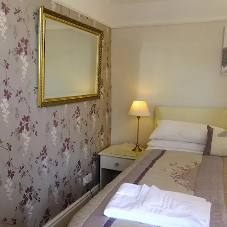 Melbourne 4* Bowness-on-Windermere