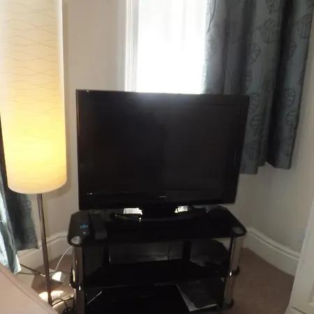 Pensión Melbourne 4*