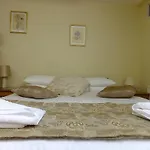 墨尔本宾馆 4*