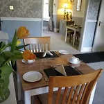 墨尔本宾馆 招待所