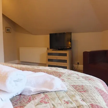 Guest house Melbourne 4*