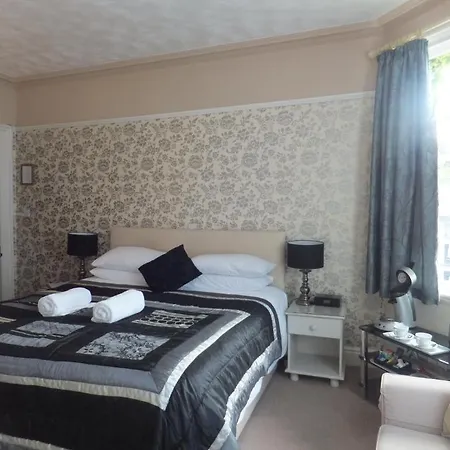 Guest house Melbourne 4*